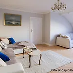 Sea & 50 M Monte Casinno 100 M Lux شقة سوبوت