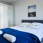 Sea & 50 M Monte Casinno 100 M Lux شقة *