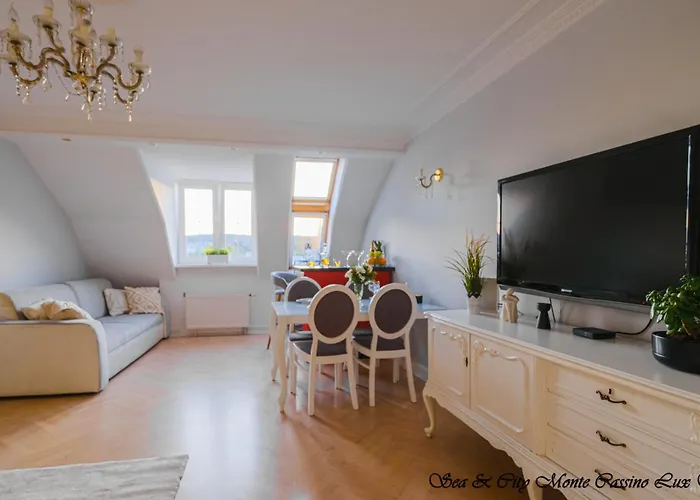 Апартаменти Sea & 50 M Monte Casinno 100 M Lux Сопот