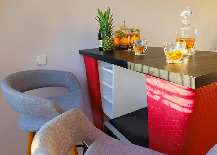 Sea & 50 M Monte Casinno 100 M Lux Апартаменти