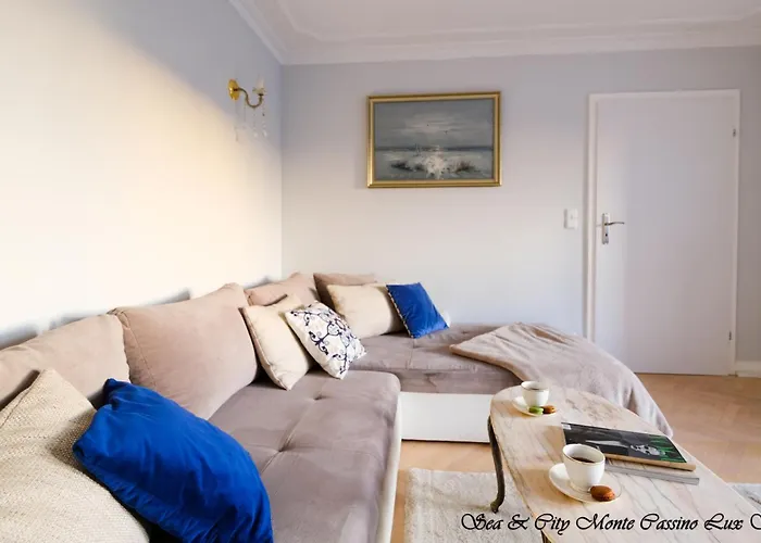 Sea & 50 M Monte Casinno 100 M Lux Апартаменти Сопот