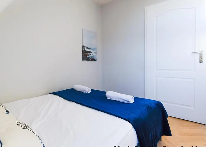 Sea & 50 M Monte Casinno 100 M Lux * Сопот