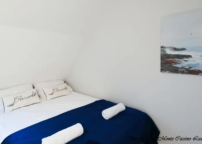 Sea & 50 M Monte Casinno 100 M Lux Апартаменти