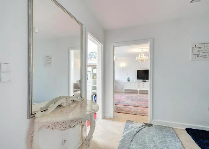 Апартаменти Sea & 50 M Monte Casinno 100 M Lux *