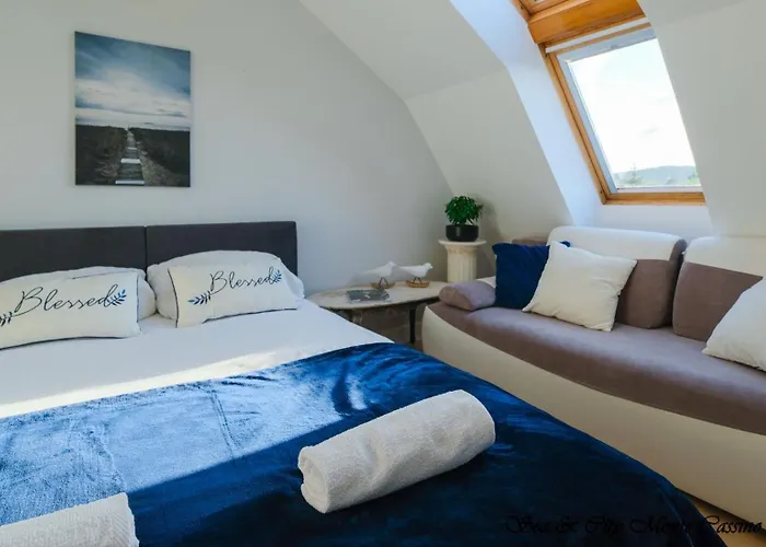 Sea & 50 M Monte Casinno 100 M Lux